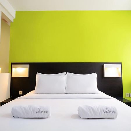Legreen Suite Pejompongan Jakarta Exterior photo