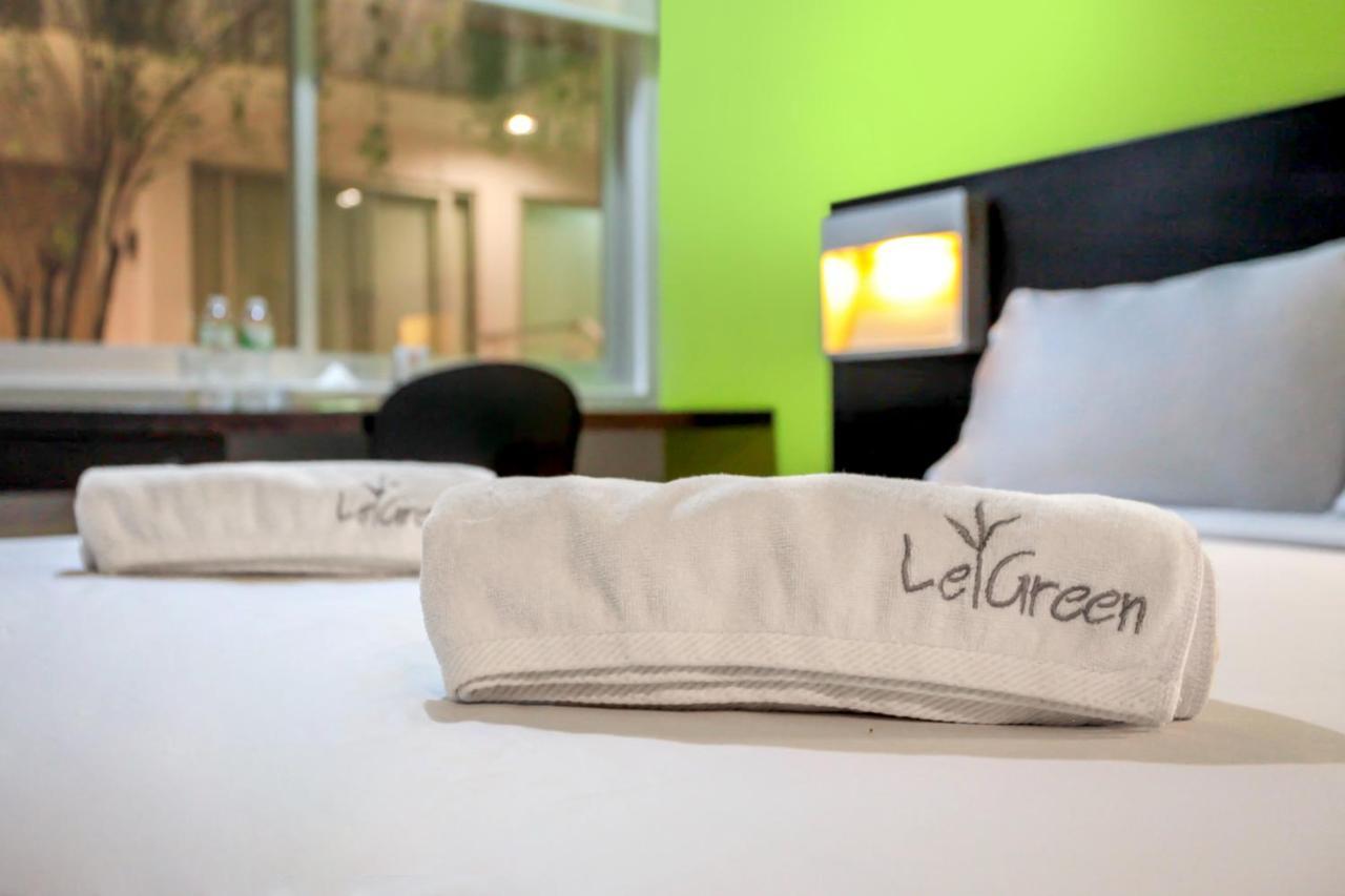 Legreen Suite Pejompongan Jakarta Exterior photo