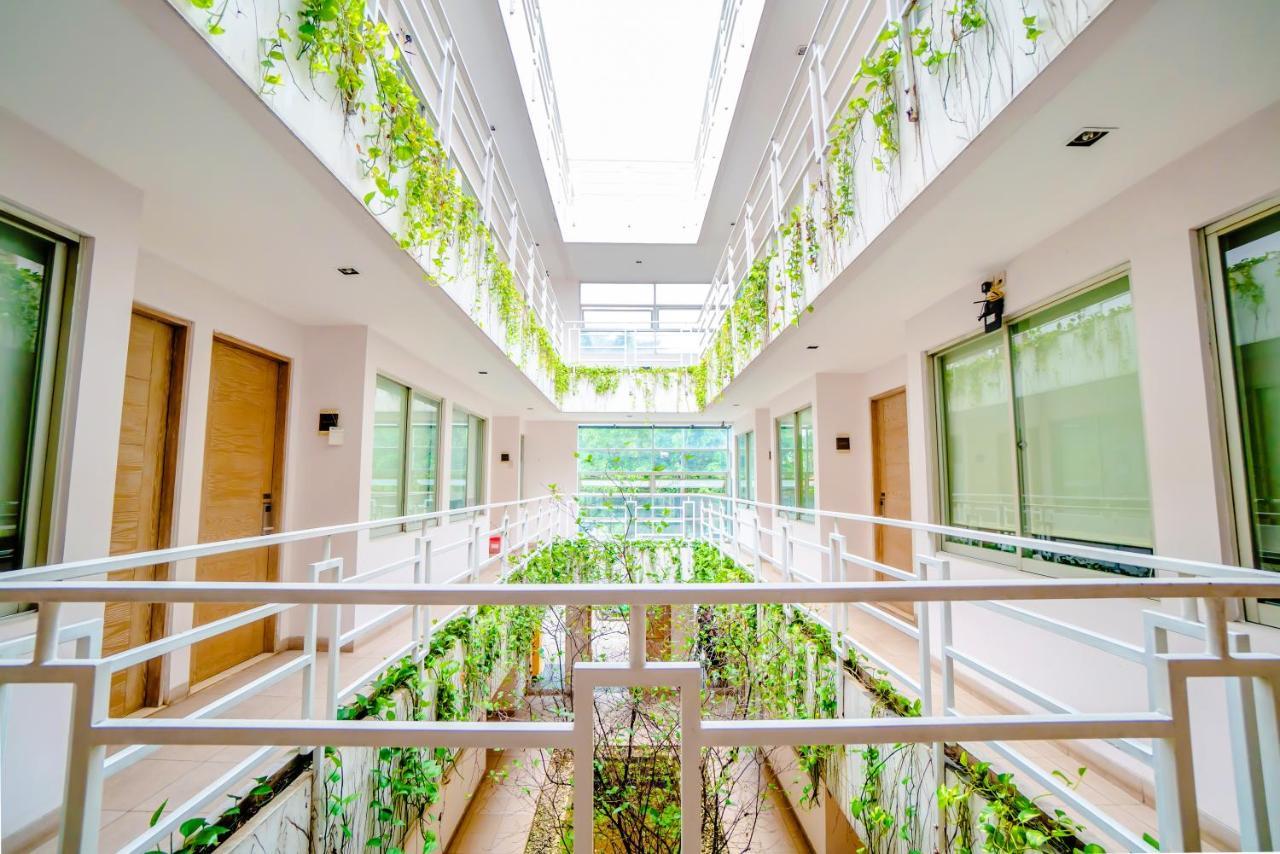 Legreen Suite Pejompongan Jakarta Exterior photo