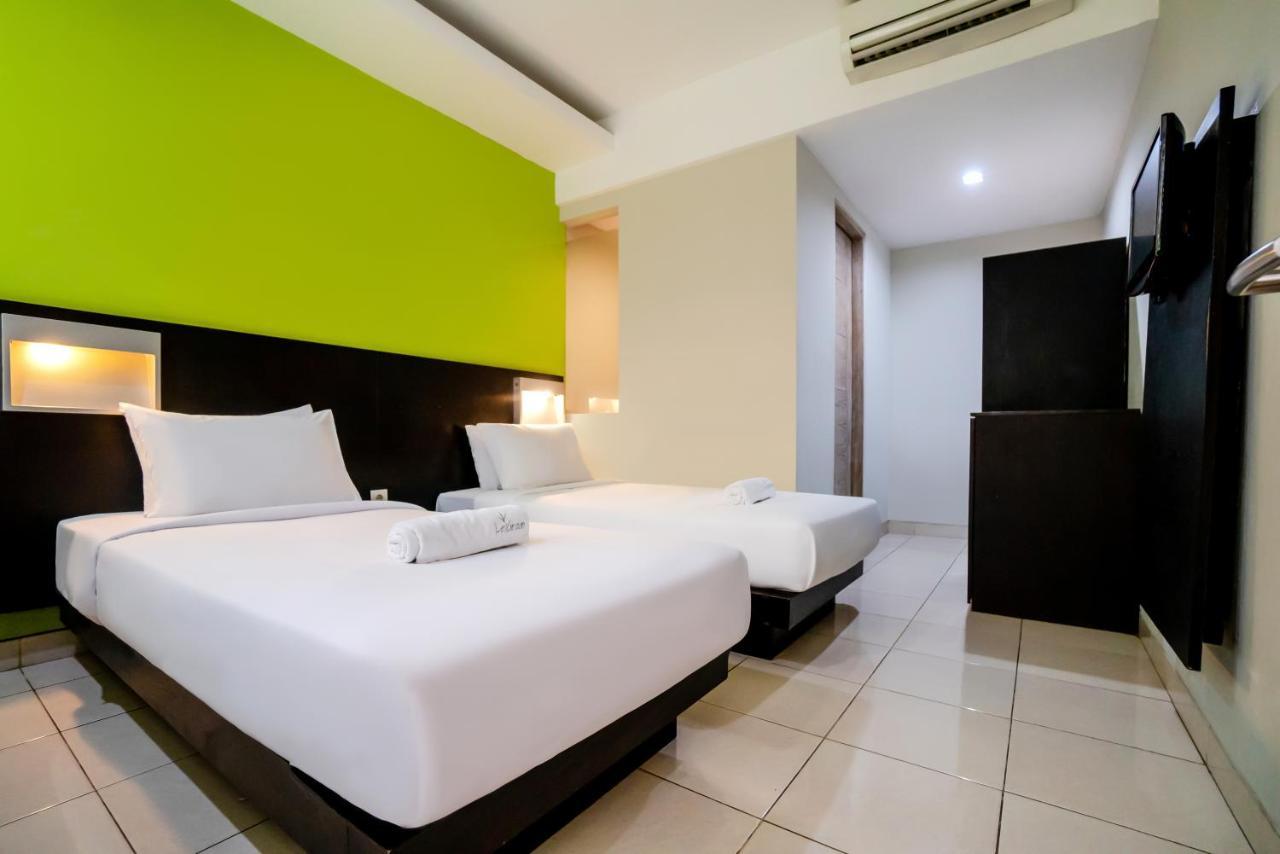 Legreen Suite Pejompongan Jakarta Exterior photo